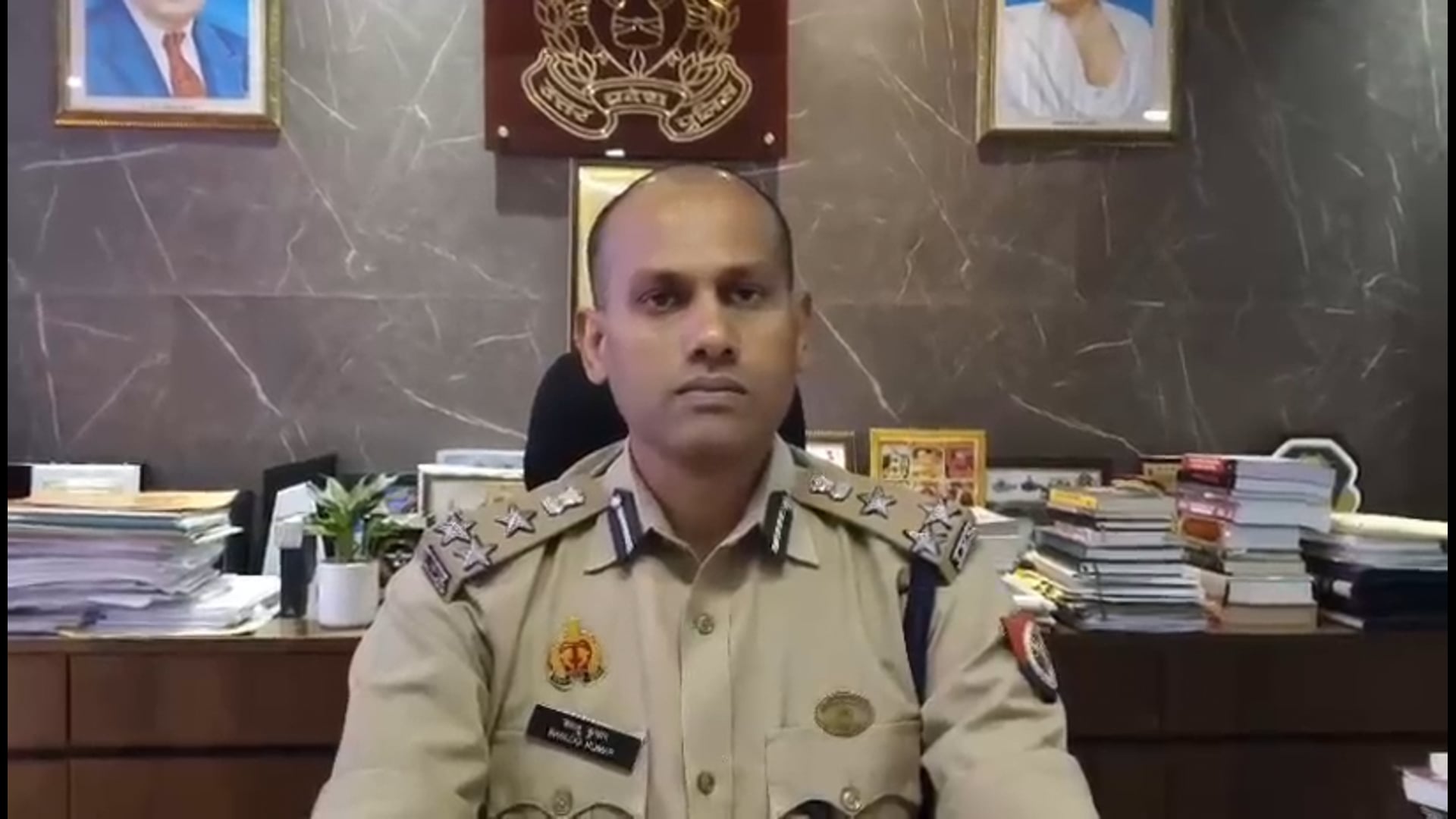 *लखनऊ इकाना स्टेडियम में (भारत बनाम वेस्टइंडीज) मैच के दृष्टिगत किये गये सुरक्षा एवं यातायात के व्यापक प्रबंध के संबंध में संयुक्त पुलिस आयुक्त, कानून एवं व्यवस्था महोदय,  बबलू कुमार द्वारा दी गयी बाइट....*