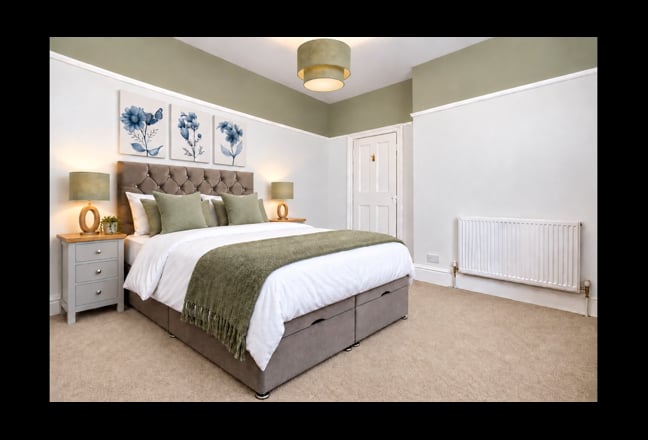 RM4 Refurbished double near Southend Uni Hospital Main Photo