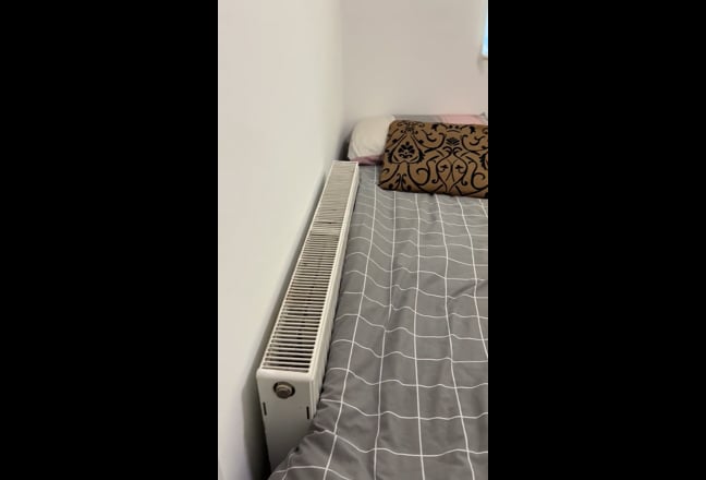 Room for rent Main Photo