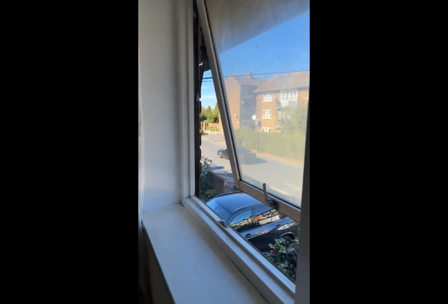 Large Double room available-Upton Park, E13 Main Photo