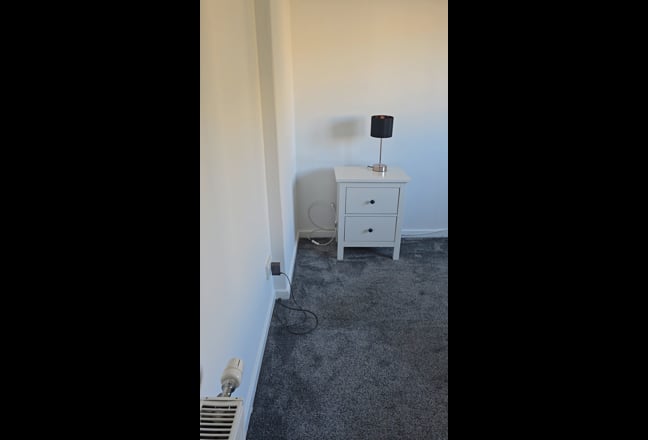 Double room for rent in Upper Villa, Longstone.  Main Photo