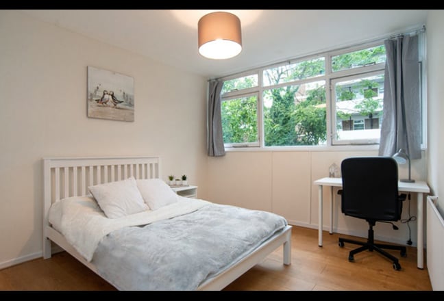 ✨ Wow! Large Double Room in a Charming Home! 🏡 Main Photo