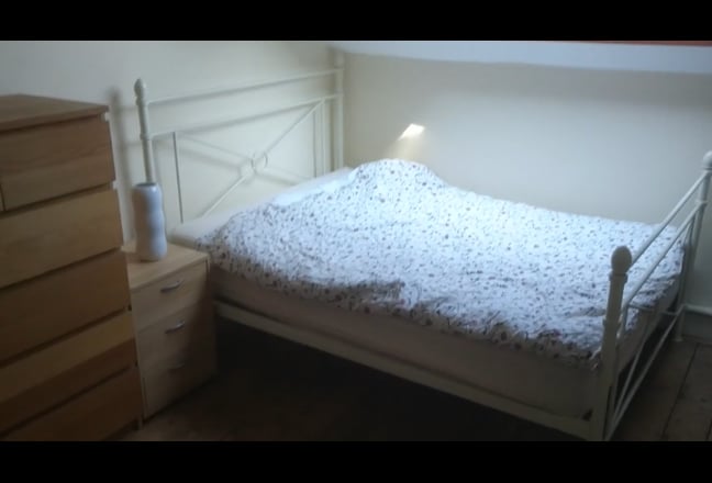 Huge double room in Central Chorlton Village Main Photo
