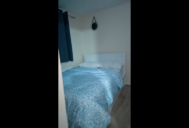 King Ensuite & Double Bed,No Deposits Thamesmead  Main Photo