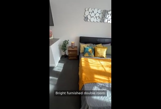 💥 Beautiful Ensuite Room -4 Mins to the Station💥 Main Photo