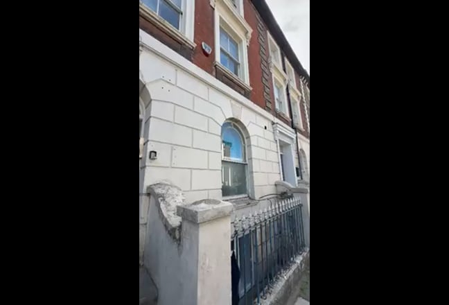 BIG ROOMS IN LU1🏡 Main Photo