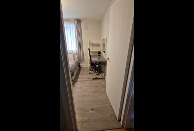 Video 1: 