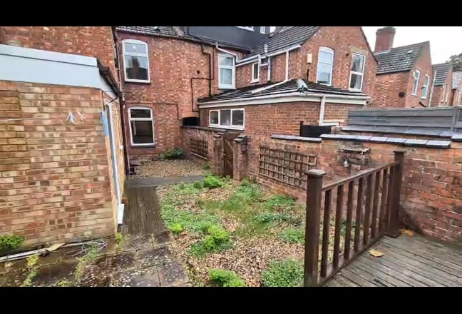 Video 1: Front 