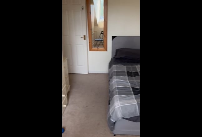Single room Main Photo