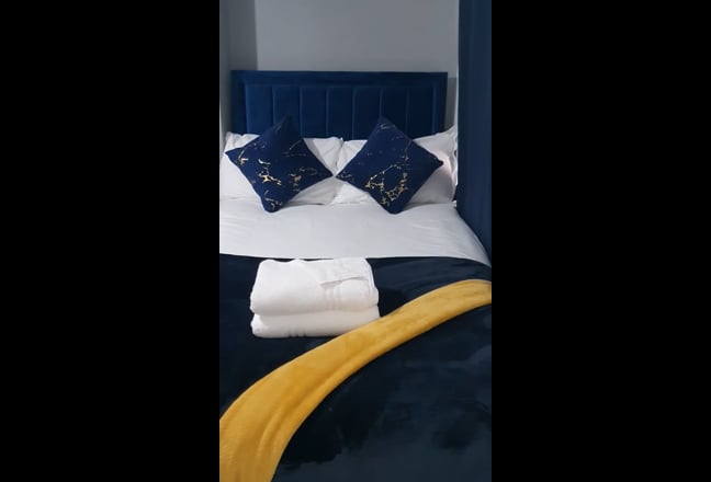  - Stunning 1 Bed Apartment in Birmingham  Main Photo