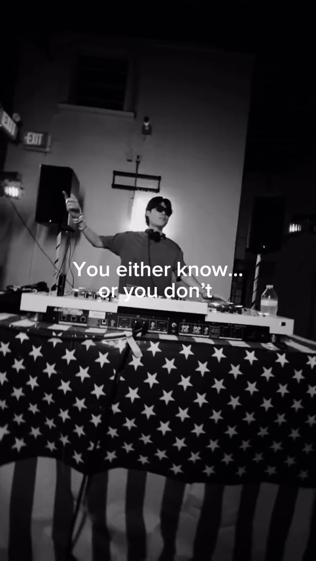 simply180-portfolio-iykyk-beverages-30-event-mm-collective