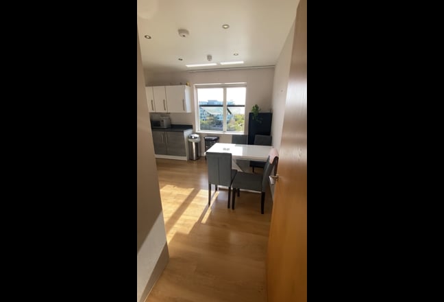 Single room with beautiful view, balcony & garden Main Photo