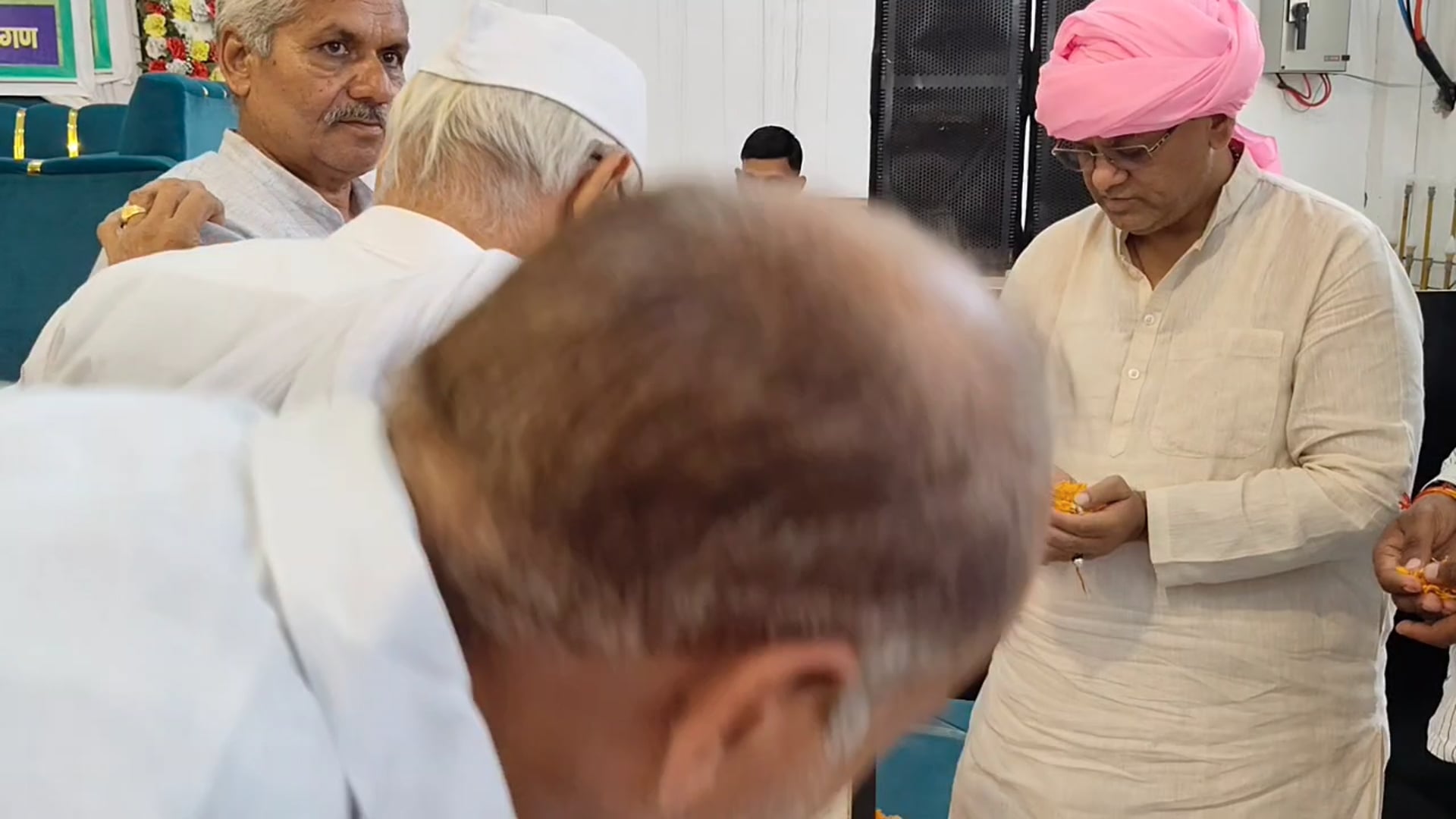 धैर्य एवं प्रशासनिक सहयोग से बहसूमा क्षेत्र के किसानो की अभूतपूर्व विजय एवं सम्मान समारोह कार्यक्रम