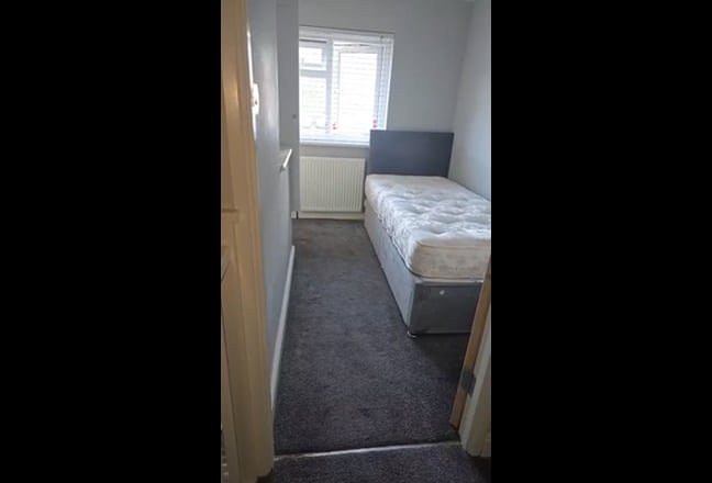 Single room Main Photo