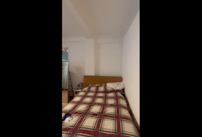 Big Double Room Next to West Kensington Station Main Photo