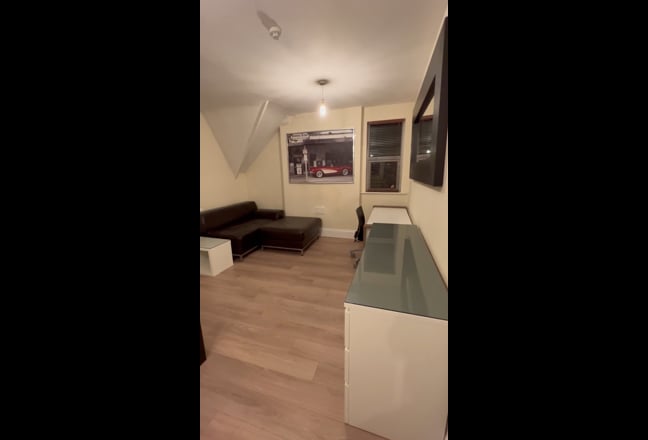 Video 1: 