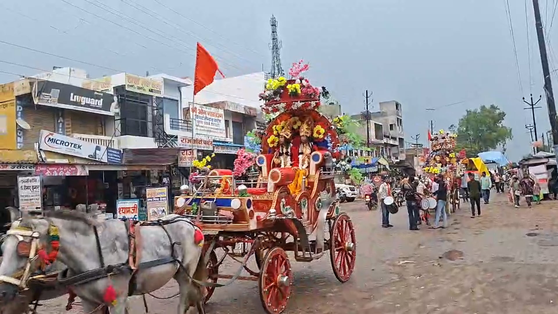 मेरठ सैफपुर फिरोजपुर रामराज में श्री राम जी की भव्य शोभा यात्रा धूम धाम से निकाली गई।