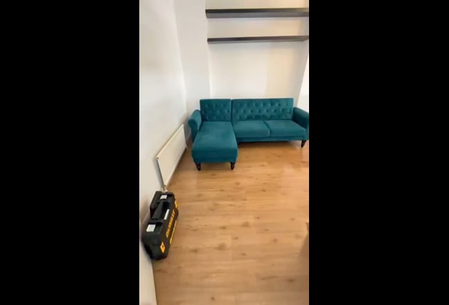 Large Double size bedroom No Deposits Brixton  Main Photo
