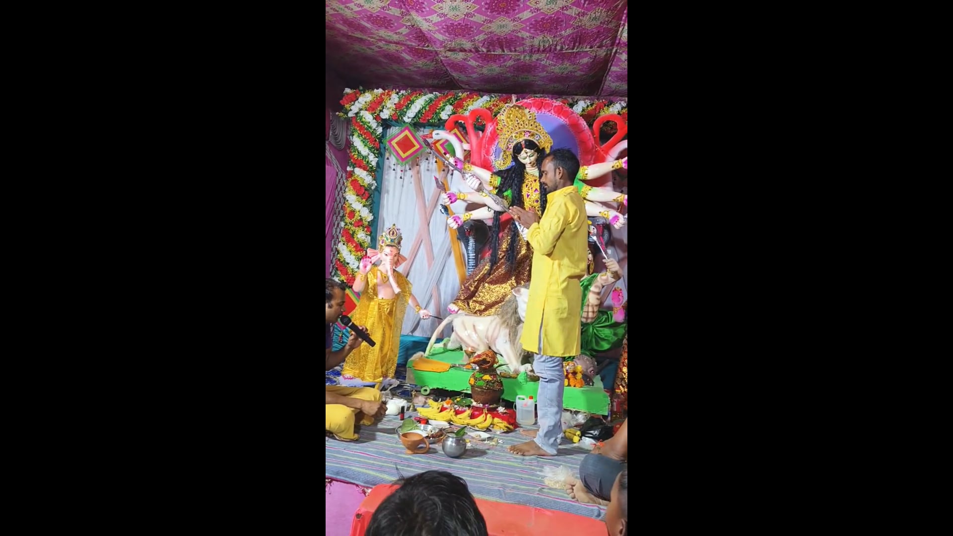 रायगढ़ खास तिराहे पर सजा मां दुर्गा का भव्य पंडाल, नवरात्रि में भक्तों में दिखा भारी उत्साह#latest_news 