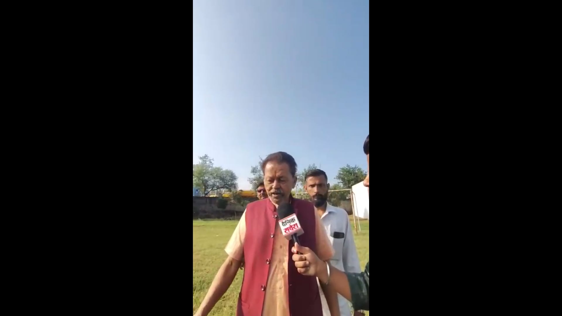 Harish singla delivered dress school kid