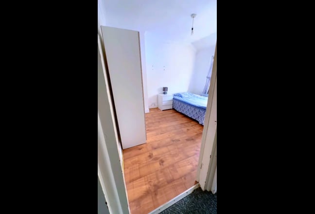 ✨ Spacious Furnished Double | Bills Included |&pound;850 Main Photo