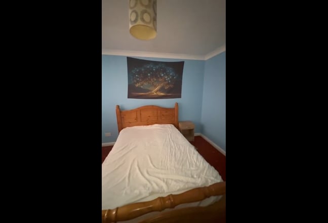 Room to rent  Main Photo