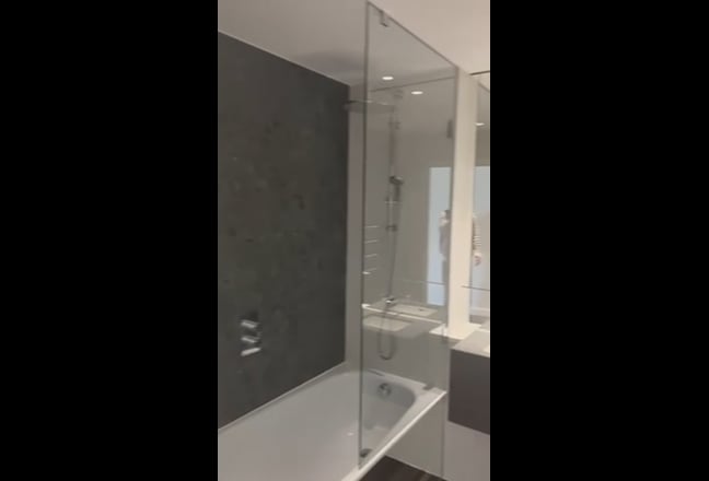 Furnished room in a top Cutter Lane 3-bed   Main Photo