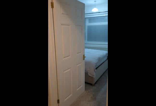 Large double room. Newly decorated  Main Photo