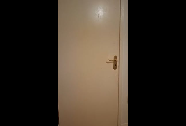 Bright double room  Main Photo