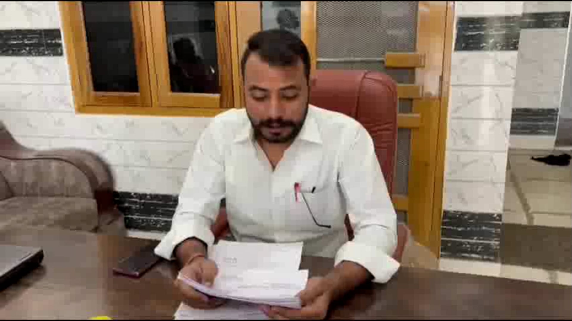 लक्सर! पी आर डी भर्ती सवालों के घेरे में! अभिषेक चौहान ने की उच्च स्तरीय जांच की मांग!