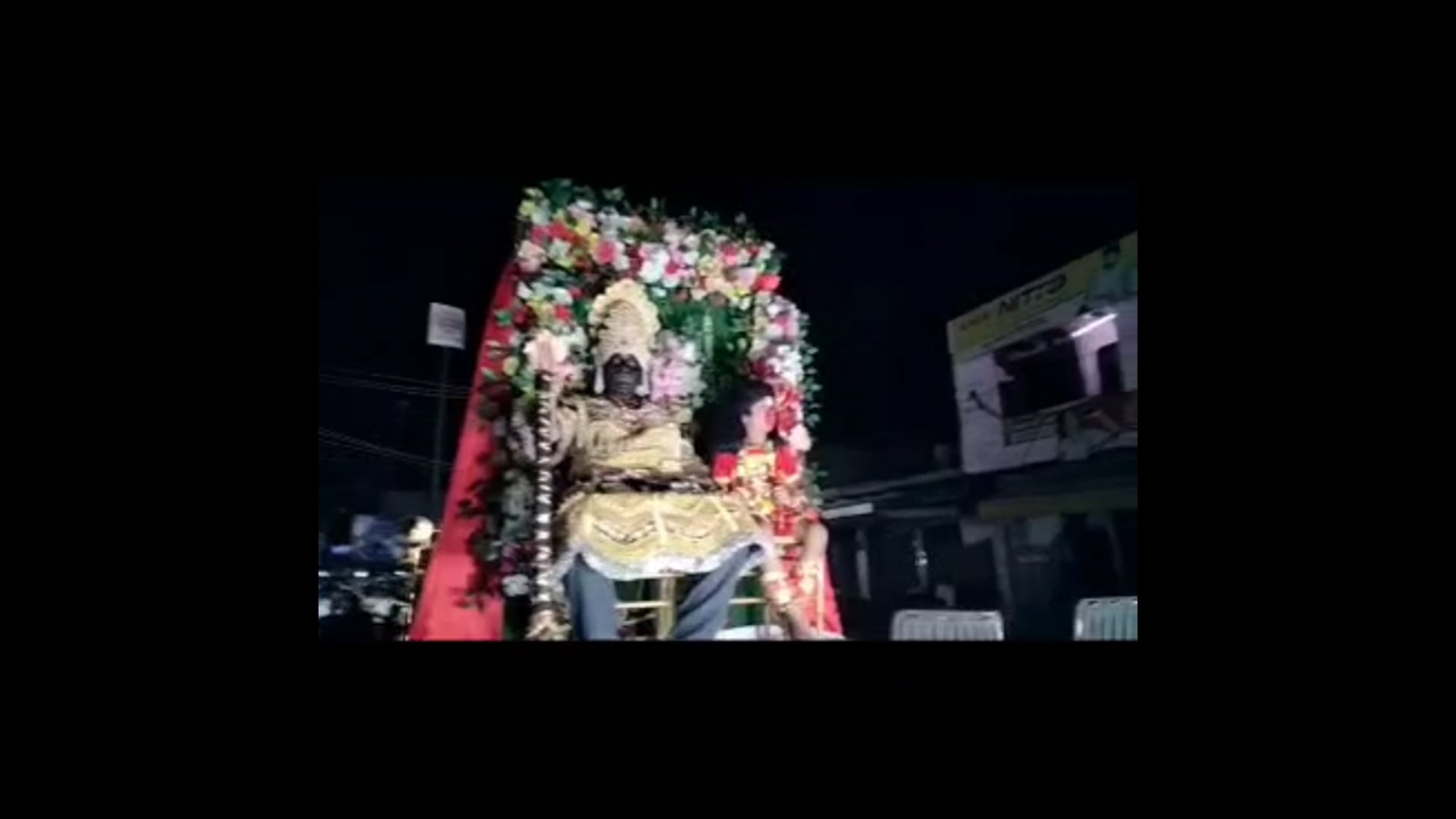 . गोवर्धन की सड़कों पर उतरा आस्था और उत्साह का सैलाब, 50 झांकियों ने, मोहा मन,,