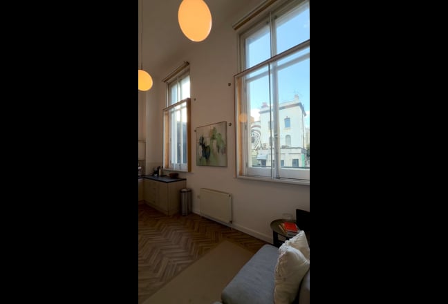 Our lovely Haggerston flat, 2 bed 2 bath Main Photo