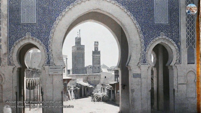 Fez walking tour (video): Bab Bou Jeloud – Passing Through the Arch
