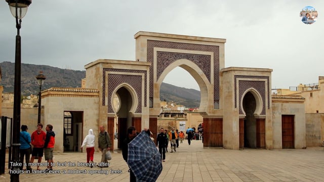 Fez walking tour (video): Bab Rcif – Outside Toward the Open Streets