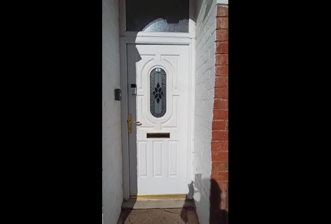 One single room available in  four bed  property  Main Photo