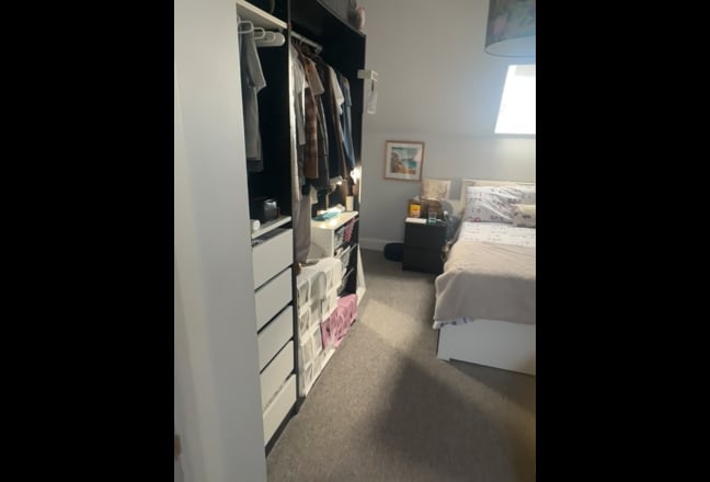 Luxury Double Room en suite &pound;1150 bills included Main Photo