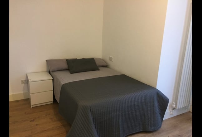 381N-Fulham – Modern Studio, Single, Bills Incl Main Photo
