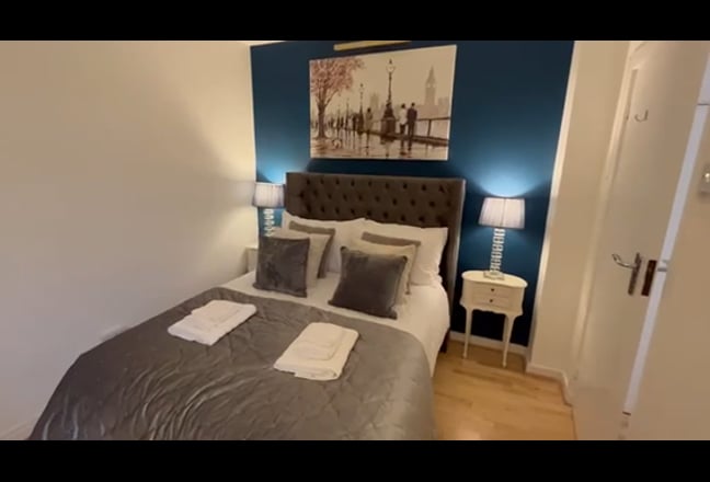 Notting Hill Flat, close to tube, in London  Main Photo