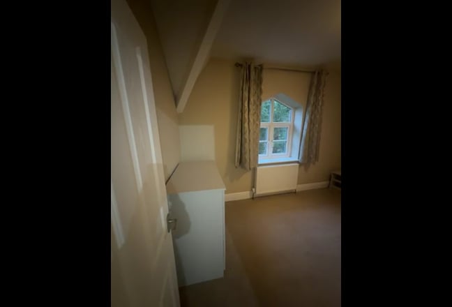 Room in period house near Knutsford, own bathroom, Main Photo