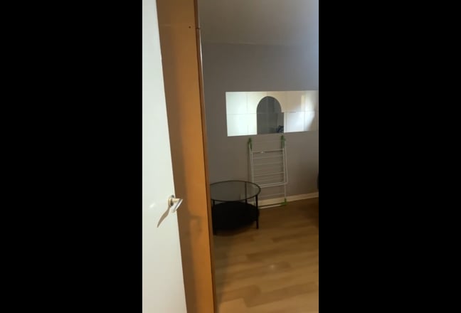 Notting Hill 2 Bed Apt with garden &pound;1300 per room. Main Photo