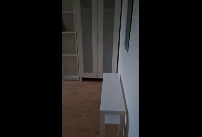 Video 1: Front view (features stained glass)