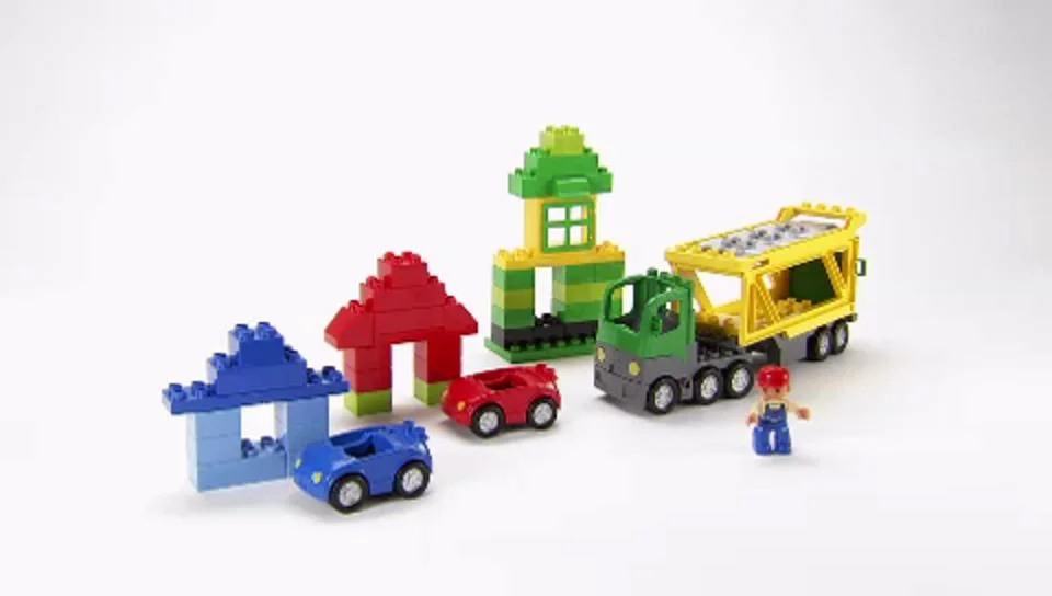 LEGO Duplo Car Transporter 5684 on Vimeo