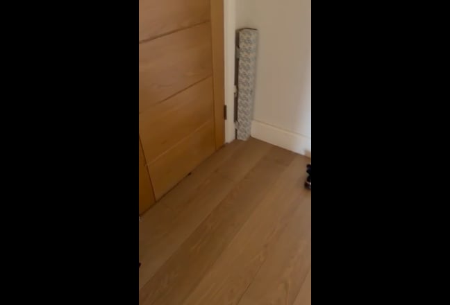 Room to rent in a spacious 3 bedroom Main Photo