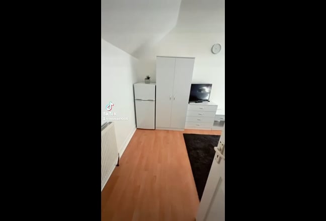 Double room to rent Main Photo
