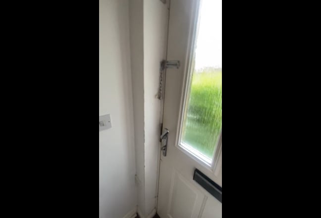 Large Double Room + Office  Main Photo