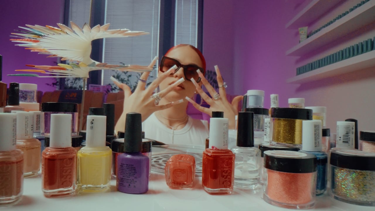 Bounty & Cocoa – French Nails, Musikvideo von 99views
