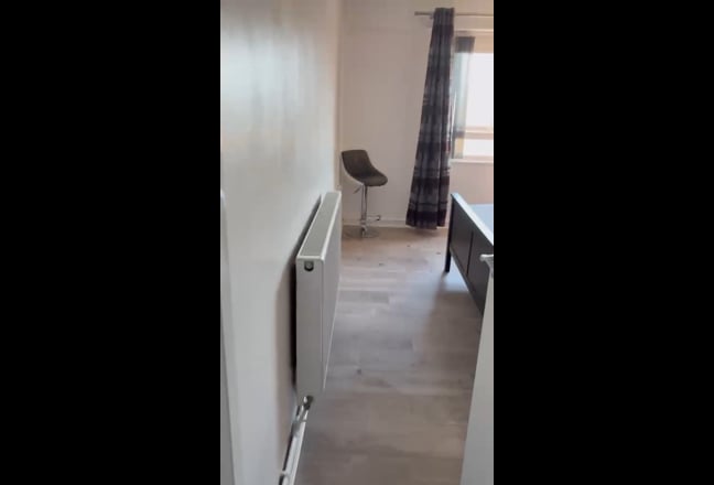Two bed flat  Main Photo