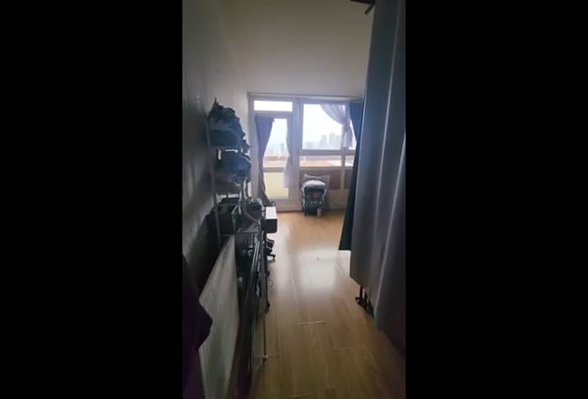 Spacious Double Room& private Living room, Balcony Main Photo