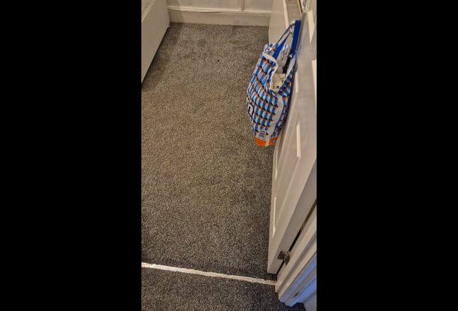  Medium sized double room Main Photo