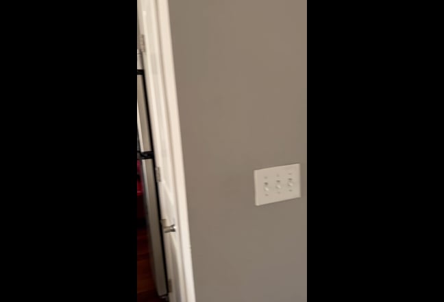 Sublease/ lease take over ( rent negotiable ) Main Photo